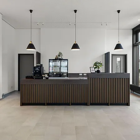 Smartments Frankfurt City-ost Hotel *