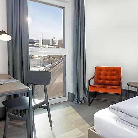 Lägenhetshotell Smartments Frankfurt City-ost 4*