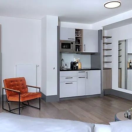 Smartments Frankfurt City-ost 4*