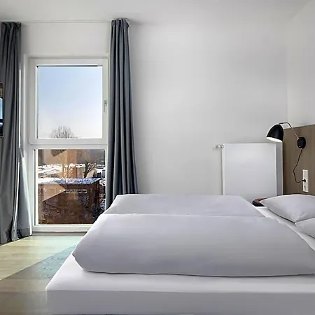 Lägenhetshotell Smartments Frankfurt City-ost 4*