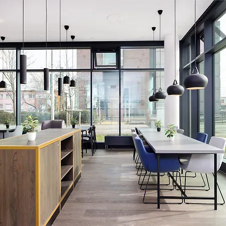 Smartments Frankfurt City-ost Aparthotel 4*