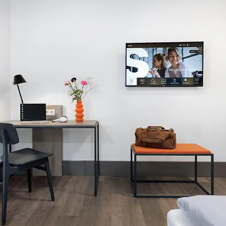 Aparthotel Smartments Frankfurt City-ost 4*