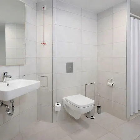 Smartments Frankfurt City-ost 4*