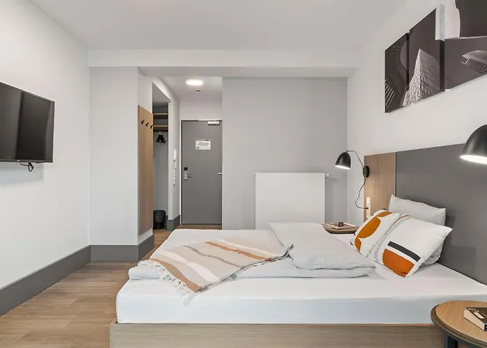 Smartments Frankfurt City-ost Hotel *